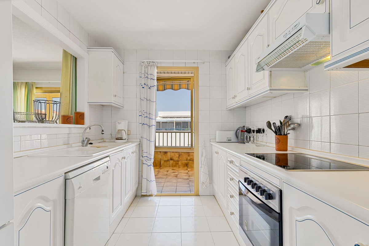 Middle Floor Apartment bilde 11