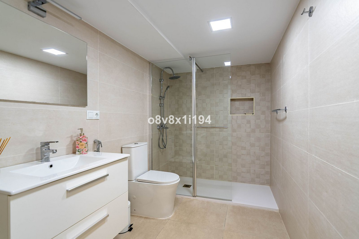 Semi-Detached House bilde 36