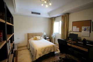 Middle Floor Apartment bilde 5