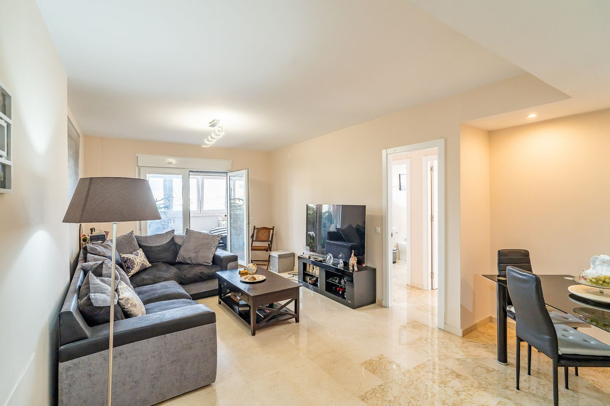 Middle Floor Apartment bilde 31