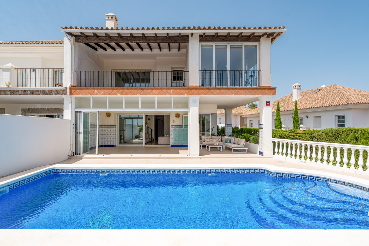 Detached Villa bilde 2