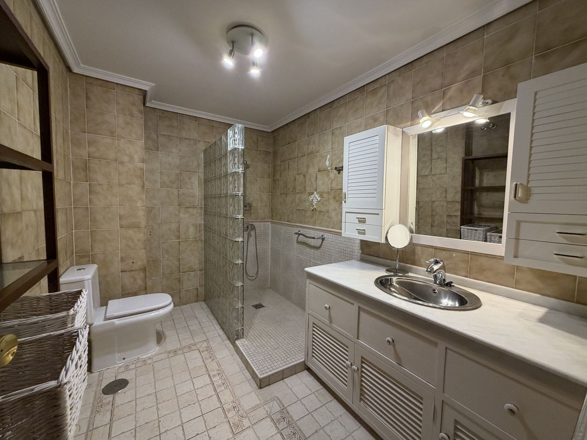 Middle Floor Apartment bilde 13