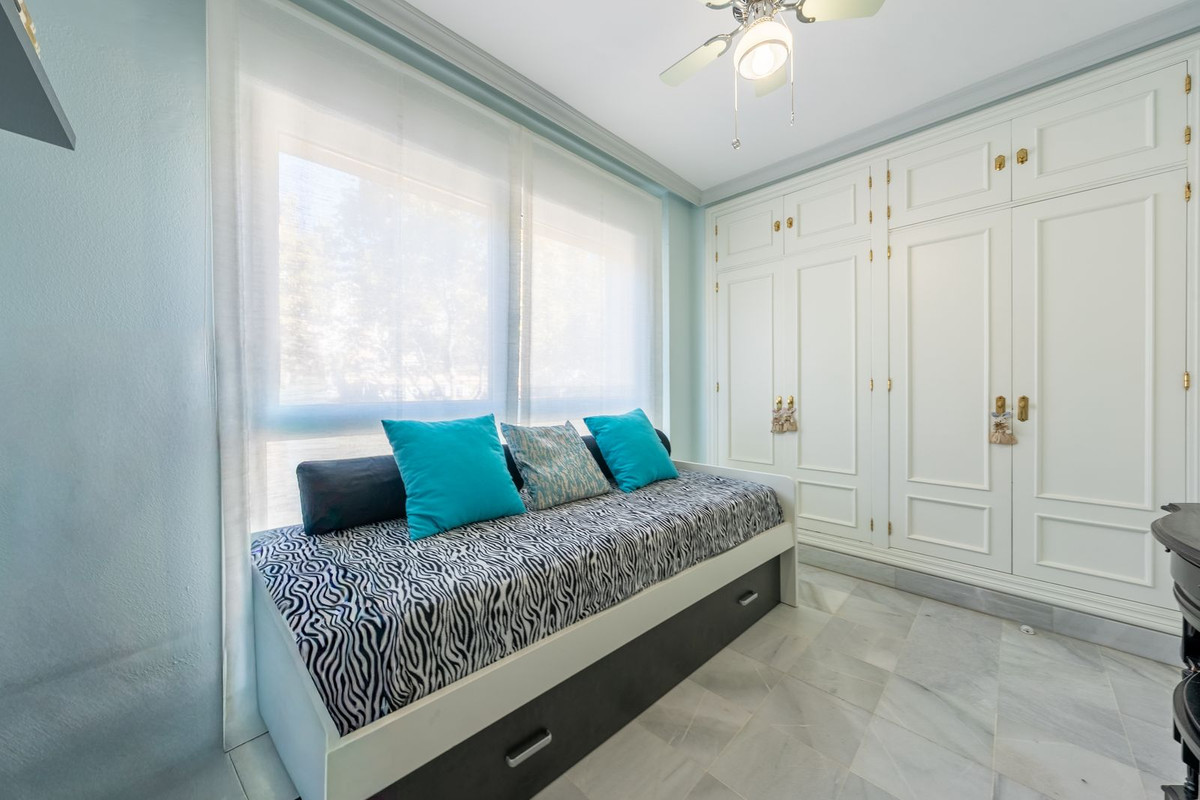 Middle Floor Apartment bilde 17