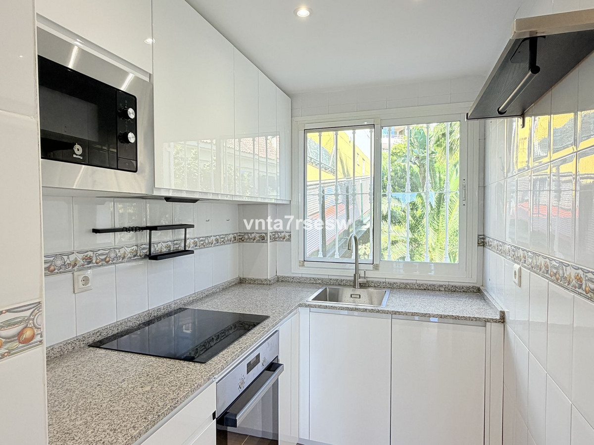 Middle Floor Apartment bilde 16