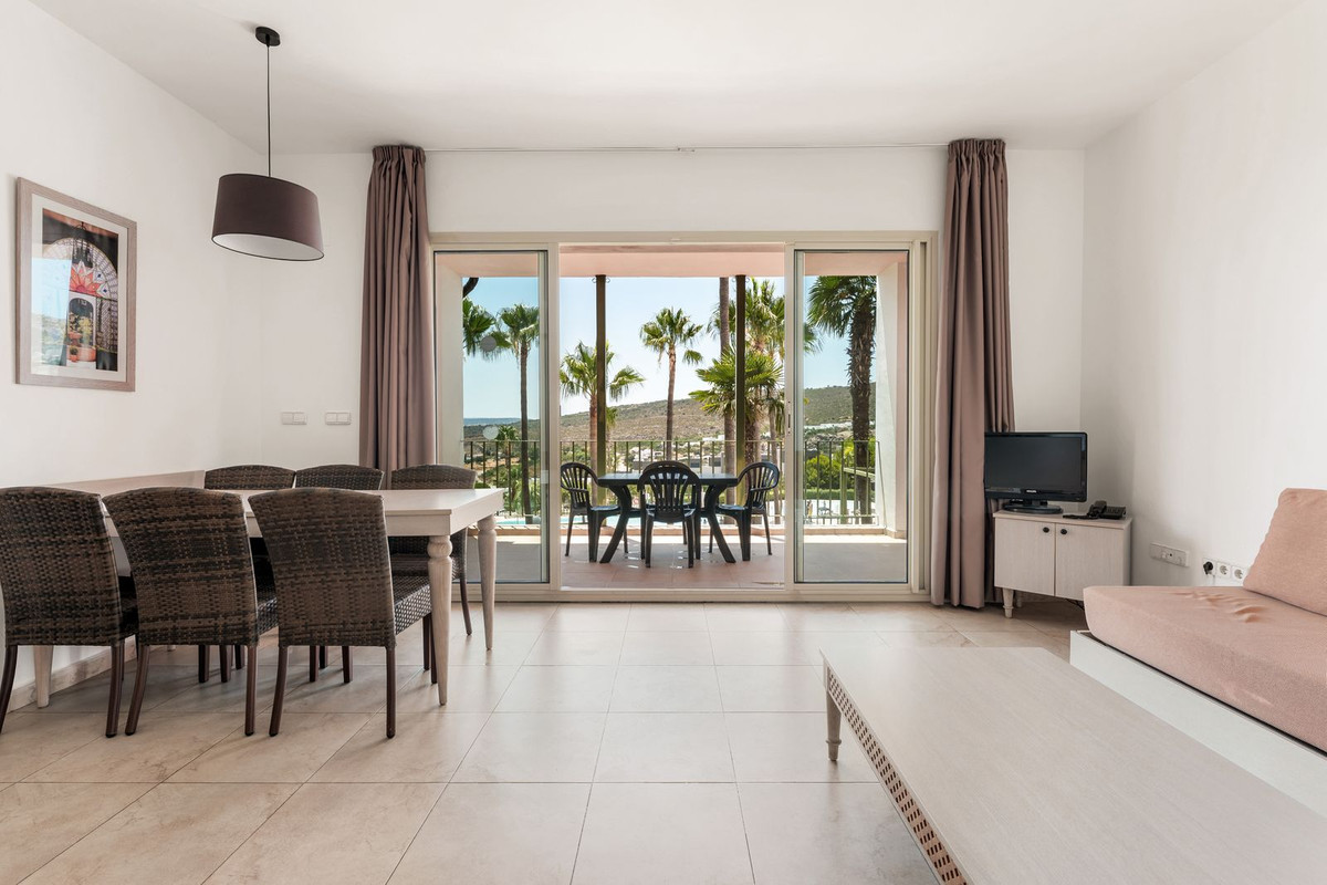Middle Floor Apartment bilde 7