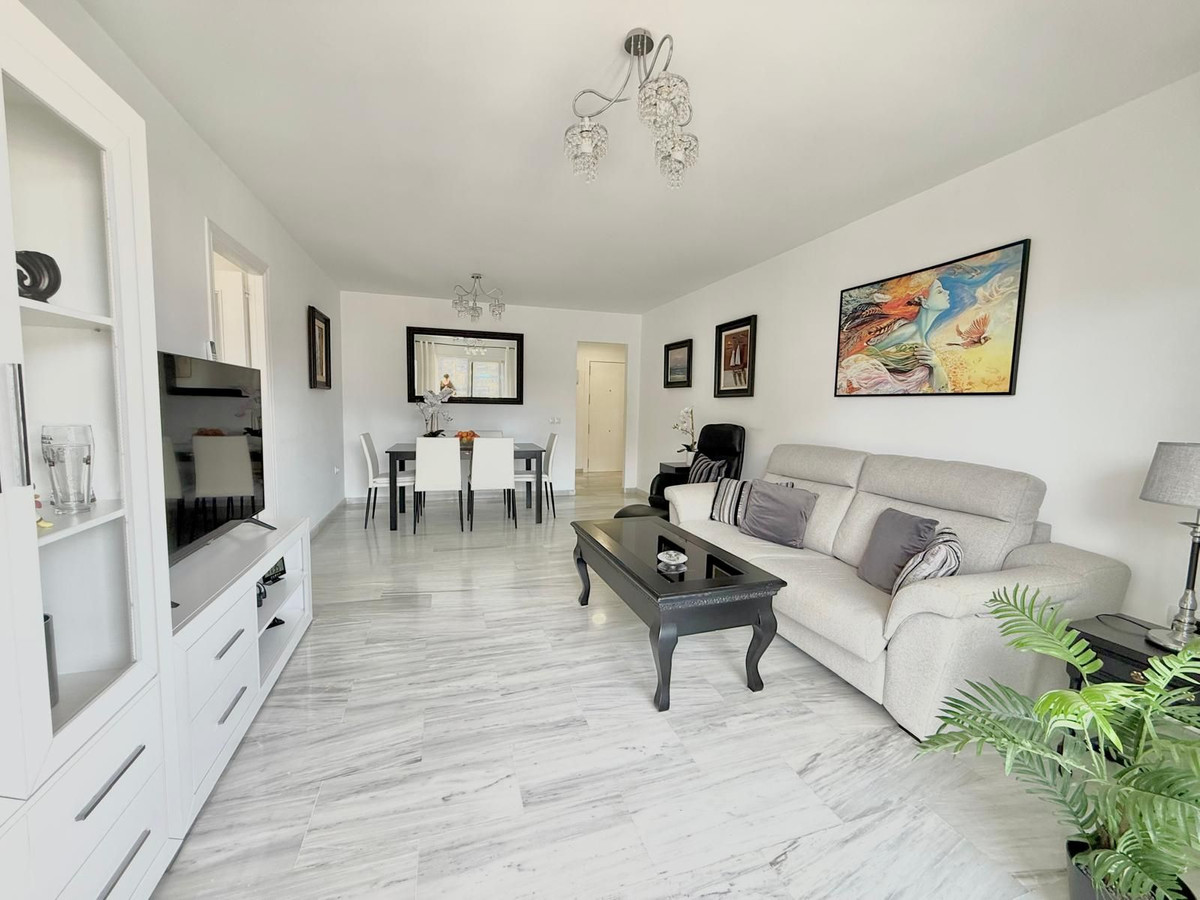Middle Floor Apartment bilde 8
