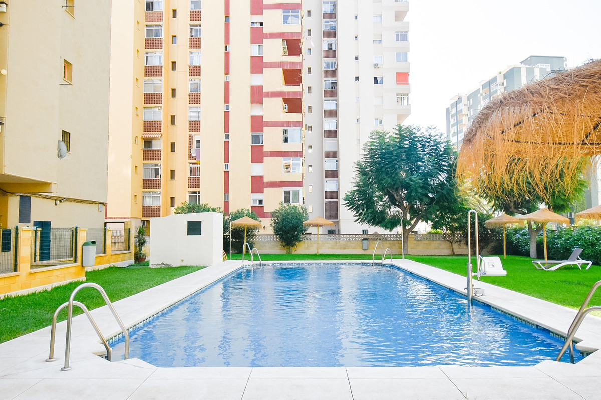 Middle Floor Apartment bilde 18