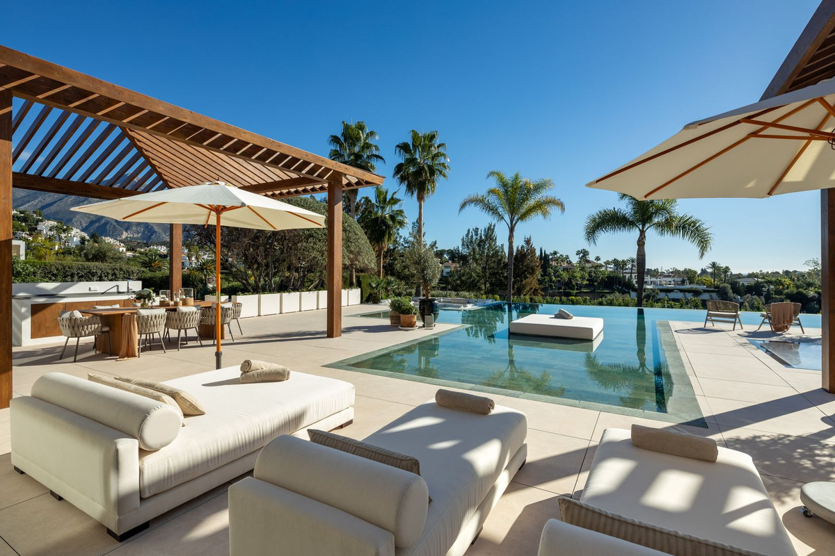 Detached Villa bilde 2