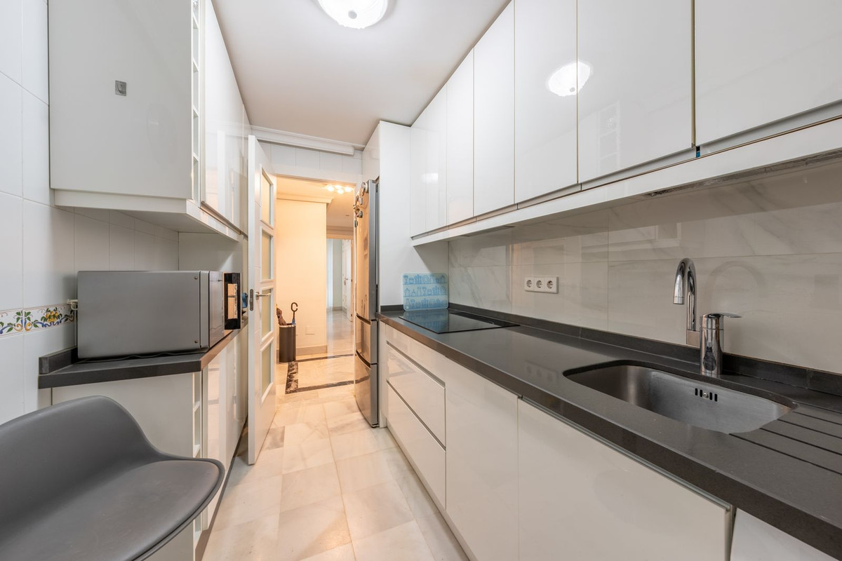 Middle Floor Apartment bilde 10