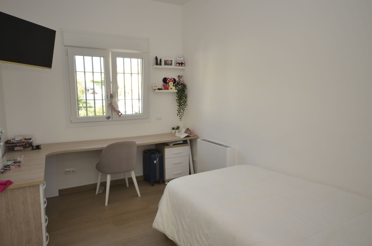 Detached Villa bilde 18