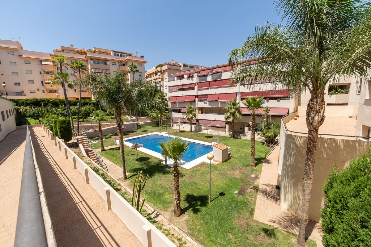 Middle Floor Apartment bilde 1