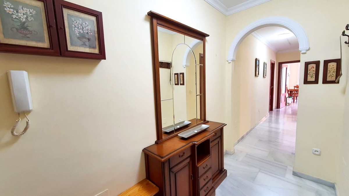 Middle Floor Apartment bilde 23