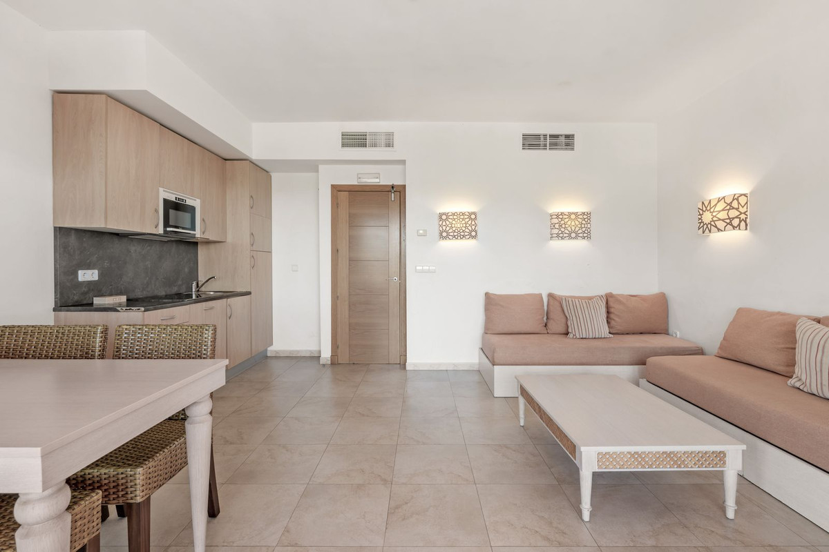 Middle Floor Apartment bilde 8