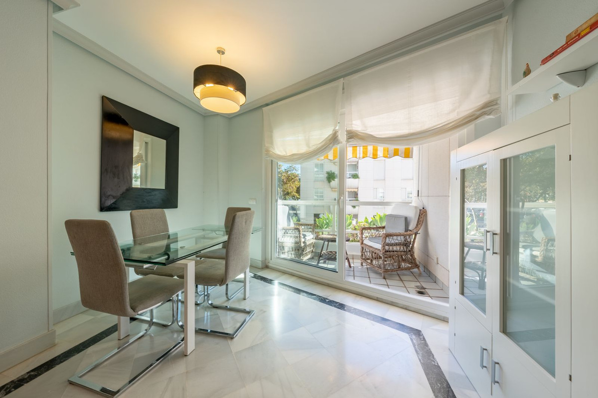 Middle Floor Apartment bilde 7
