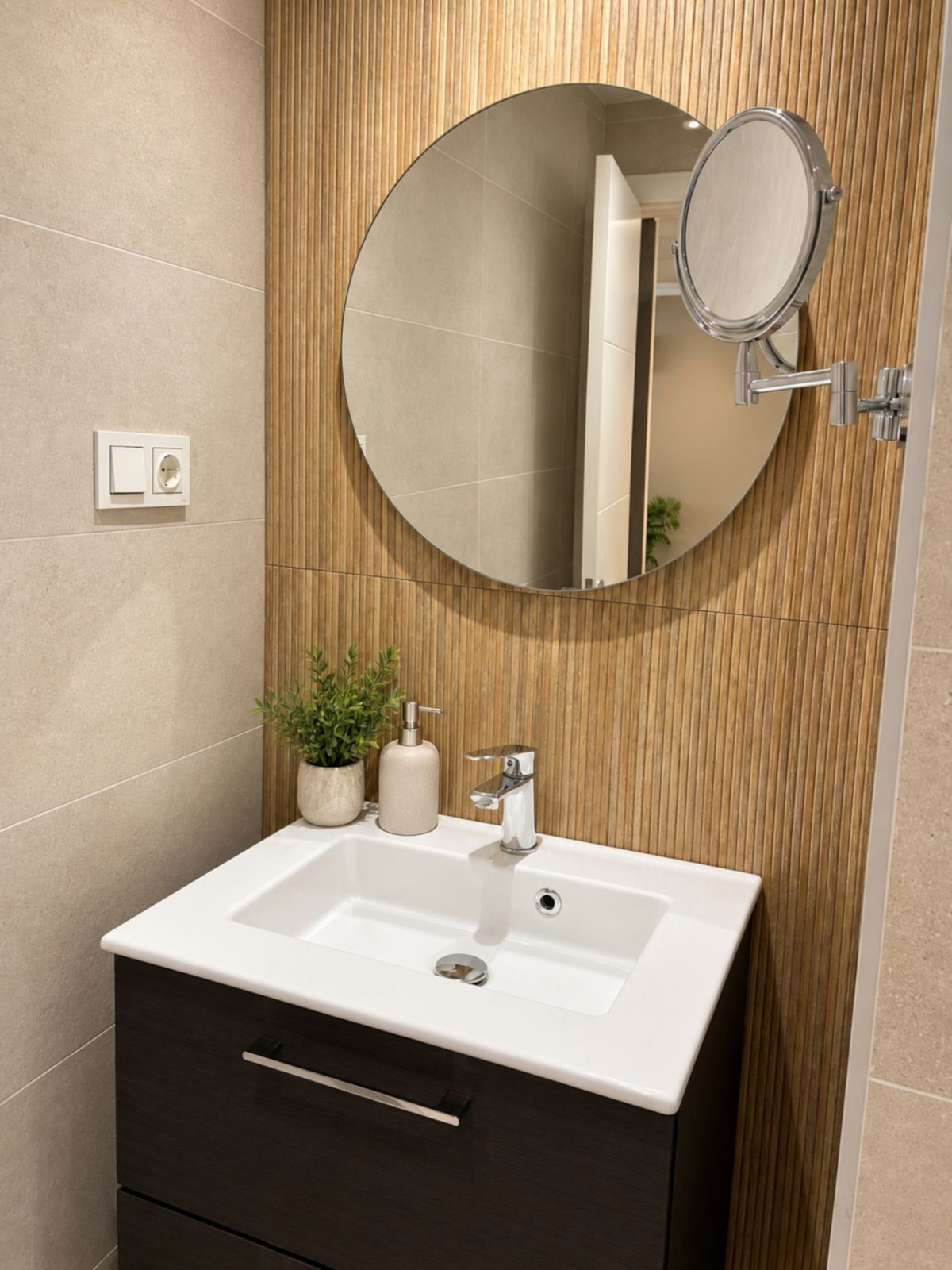Middle Floor Apartment bilde 17