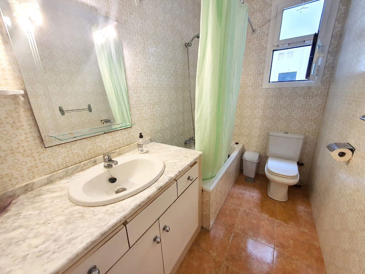 Middle Floor Apartment bilde 13