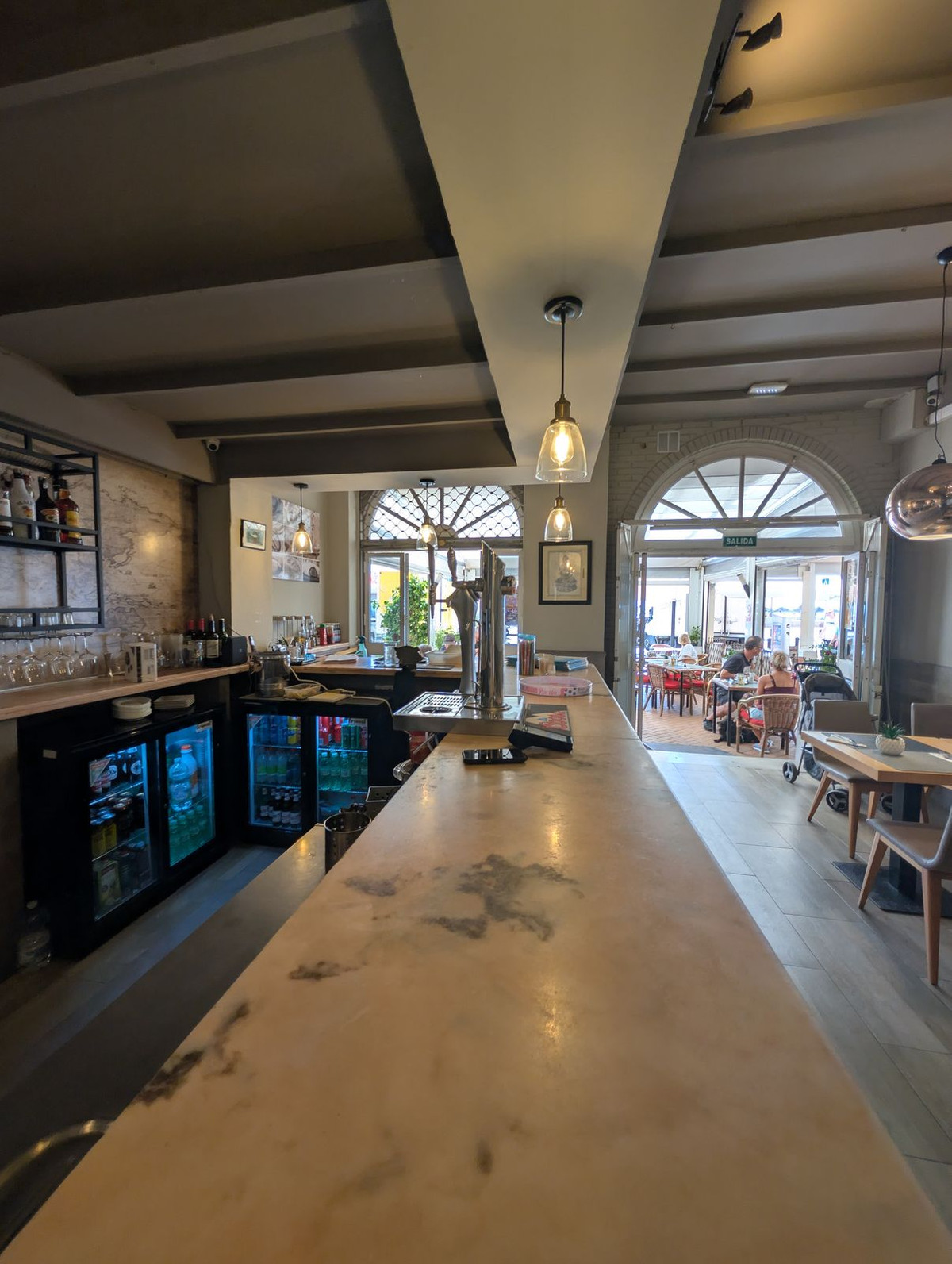 Restaurant bilde 4