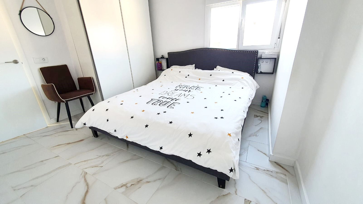 Middle Floor Apartment bilde 23