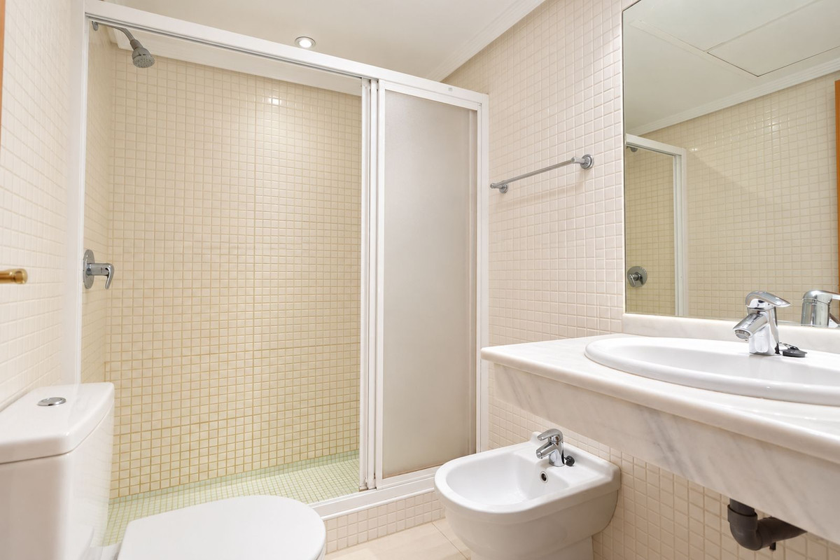 Middle Floor Apartment bilde 32
