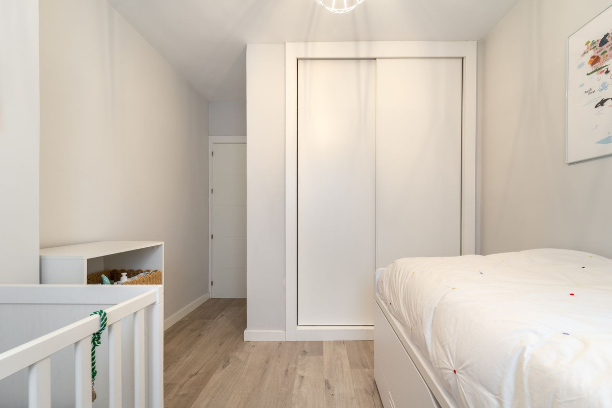 Middle Floor Apartment bilde 19