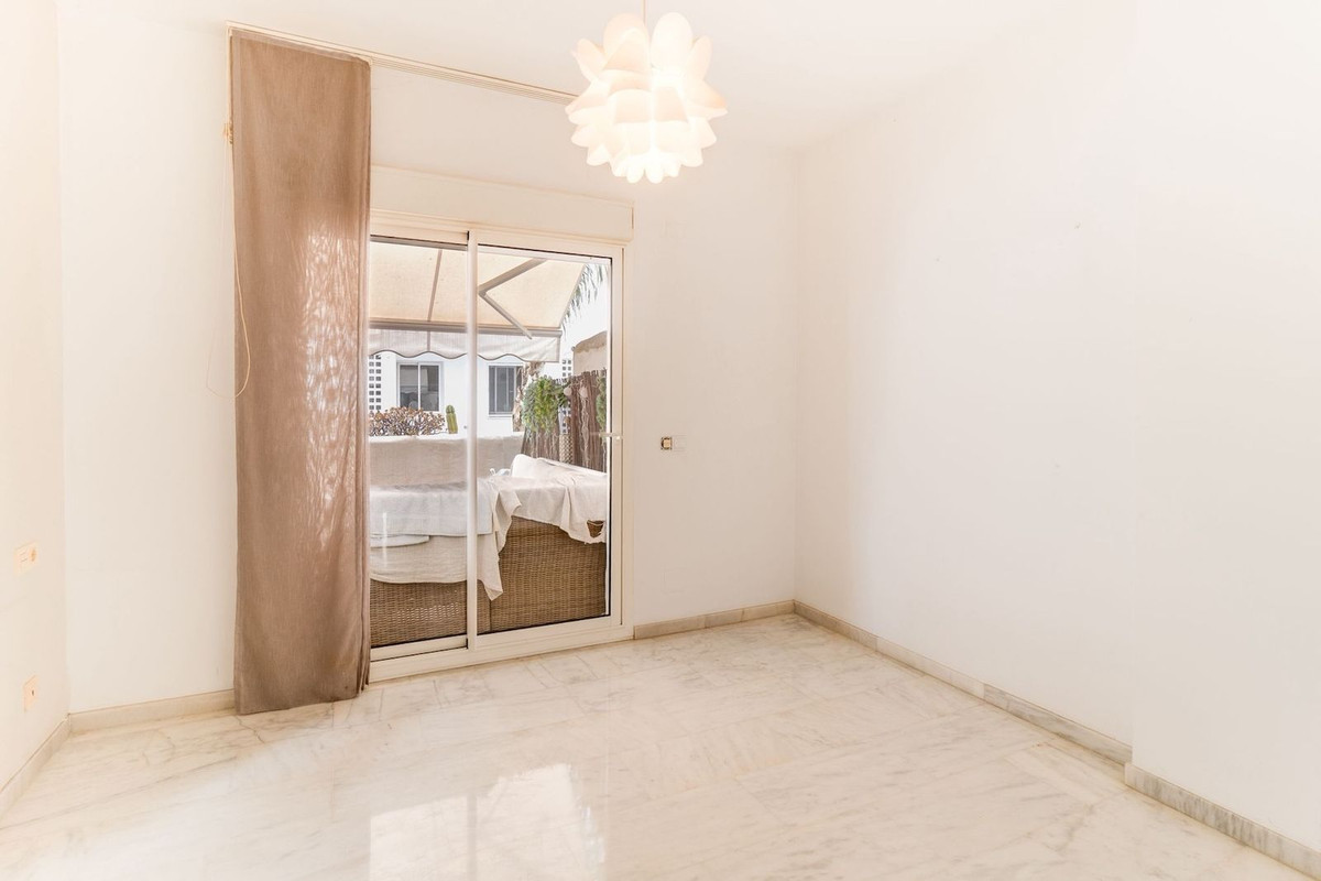 Middle Floor Apartment bilde 19