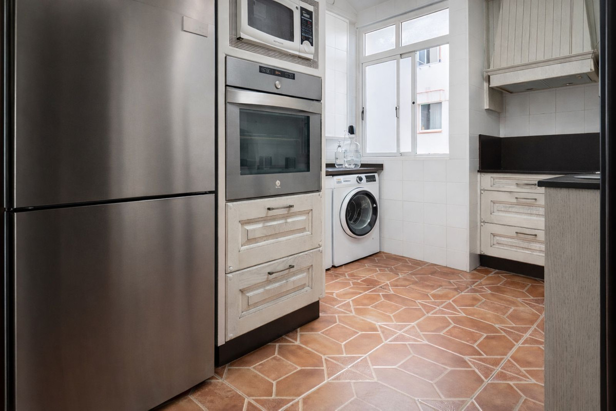 Middle Floor Apartment bilde 17