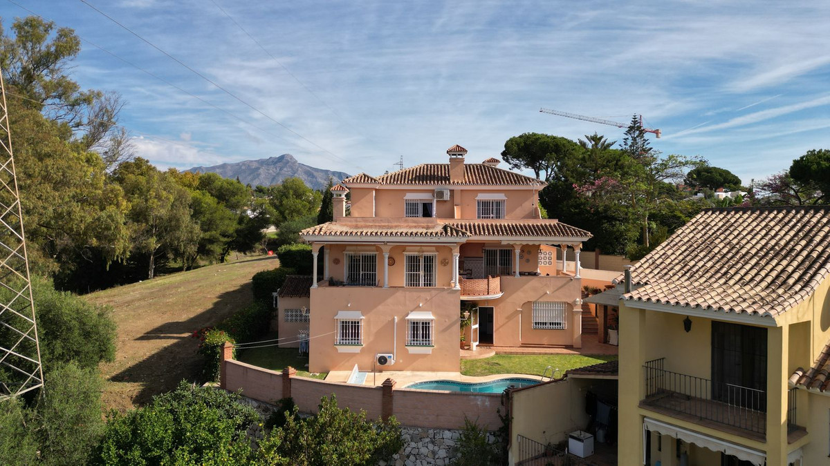 Detached Villa bilde 2