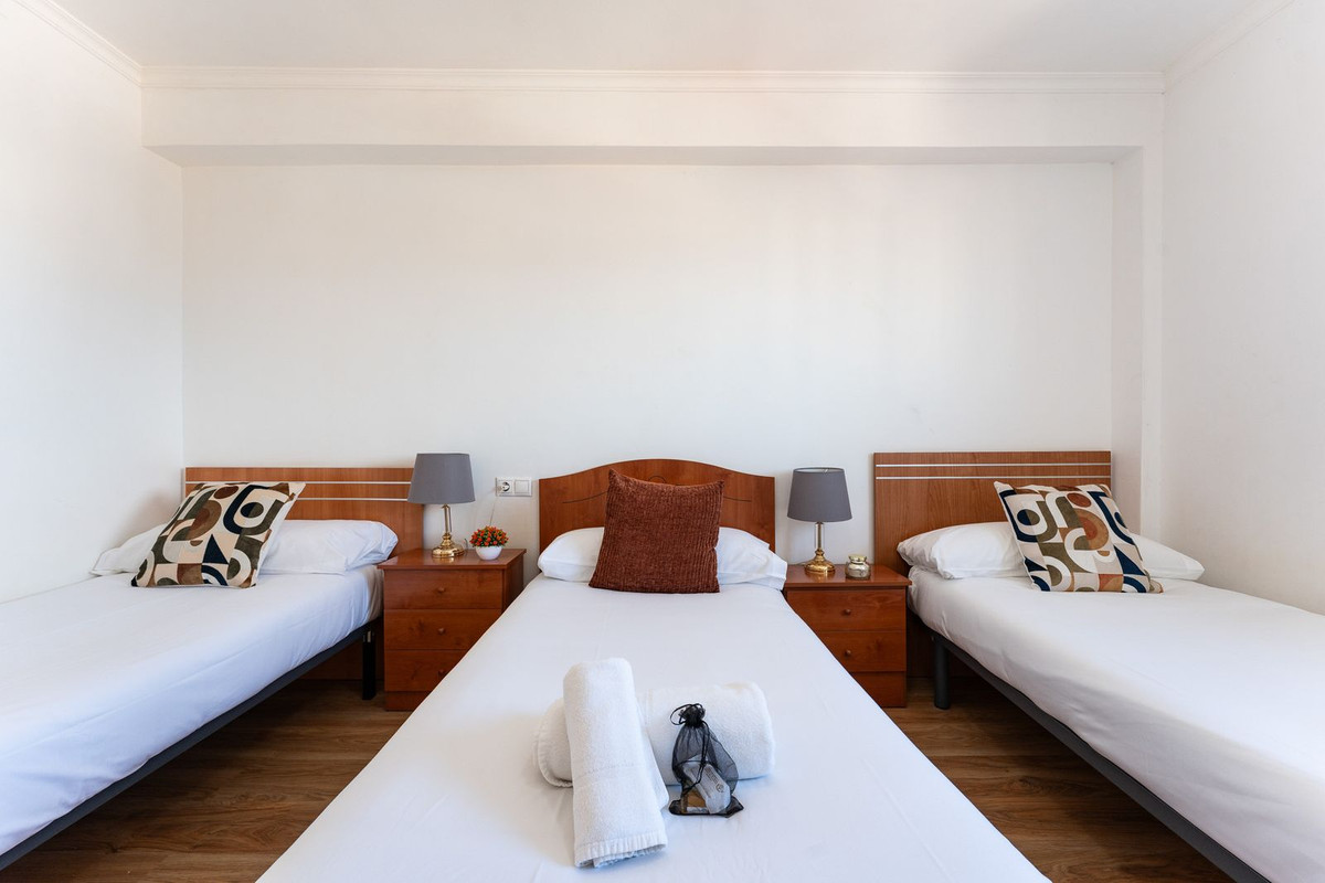 Middle Floor Apartment bilde 6