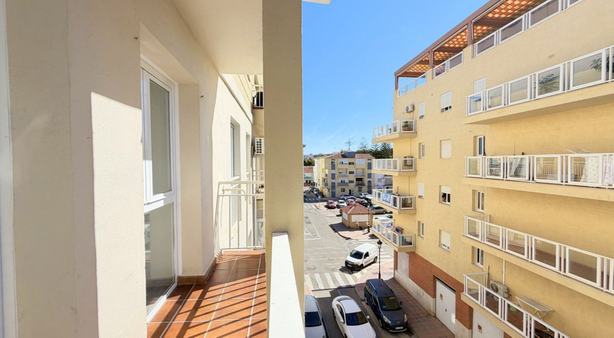 Middle Floor Apartment bilde 8