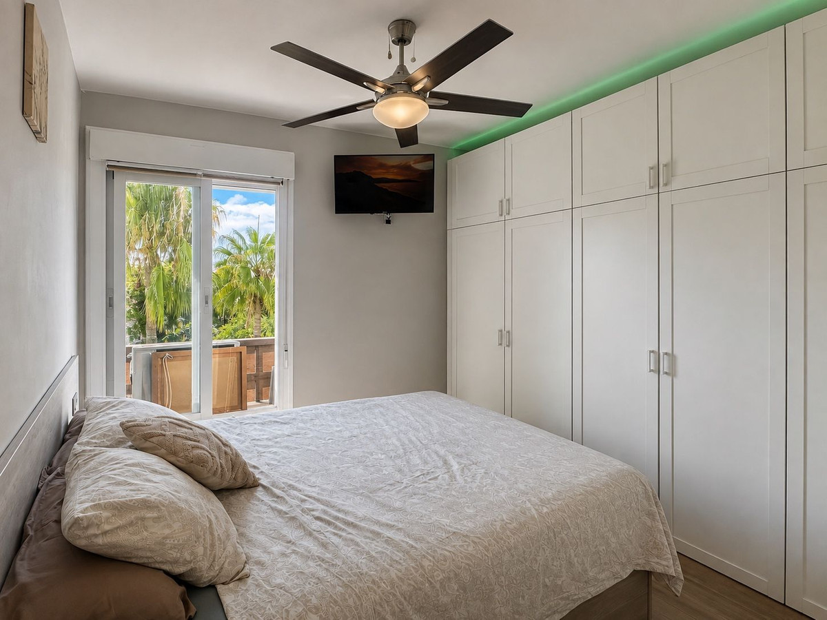Middle Floor Apartment bilde 8