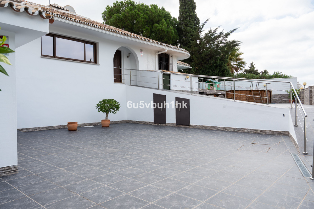 Detached Villa bilde 4