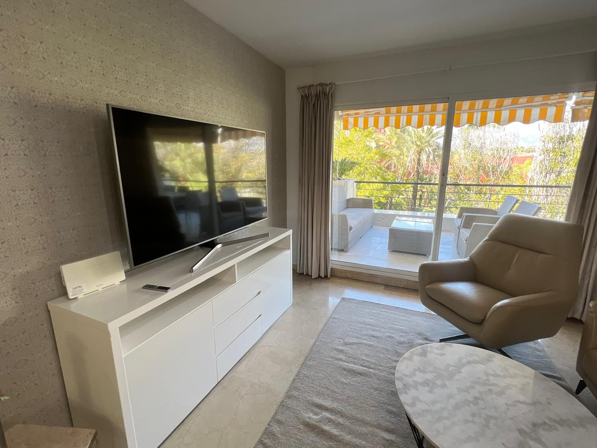 Middle Floor Apartment bilde 8