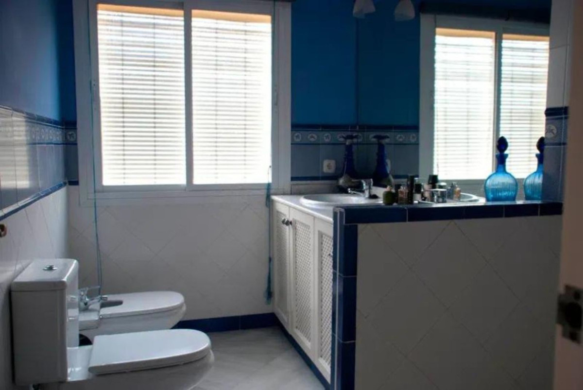 Middle Floor Apartment bilde 24
