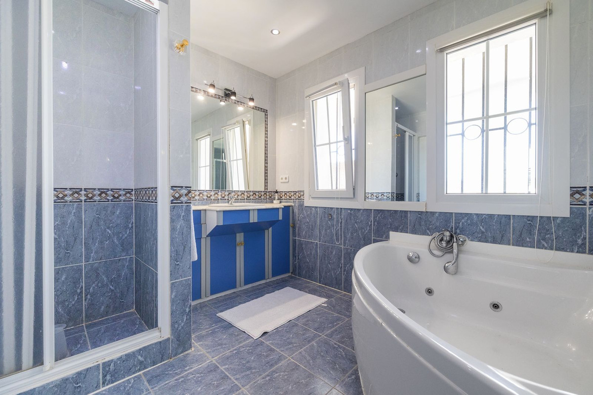 Detached Villa bilde 32