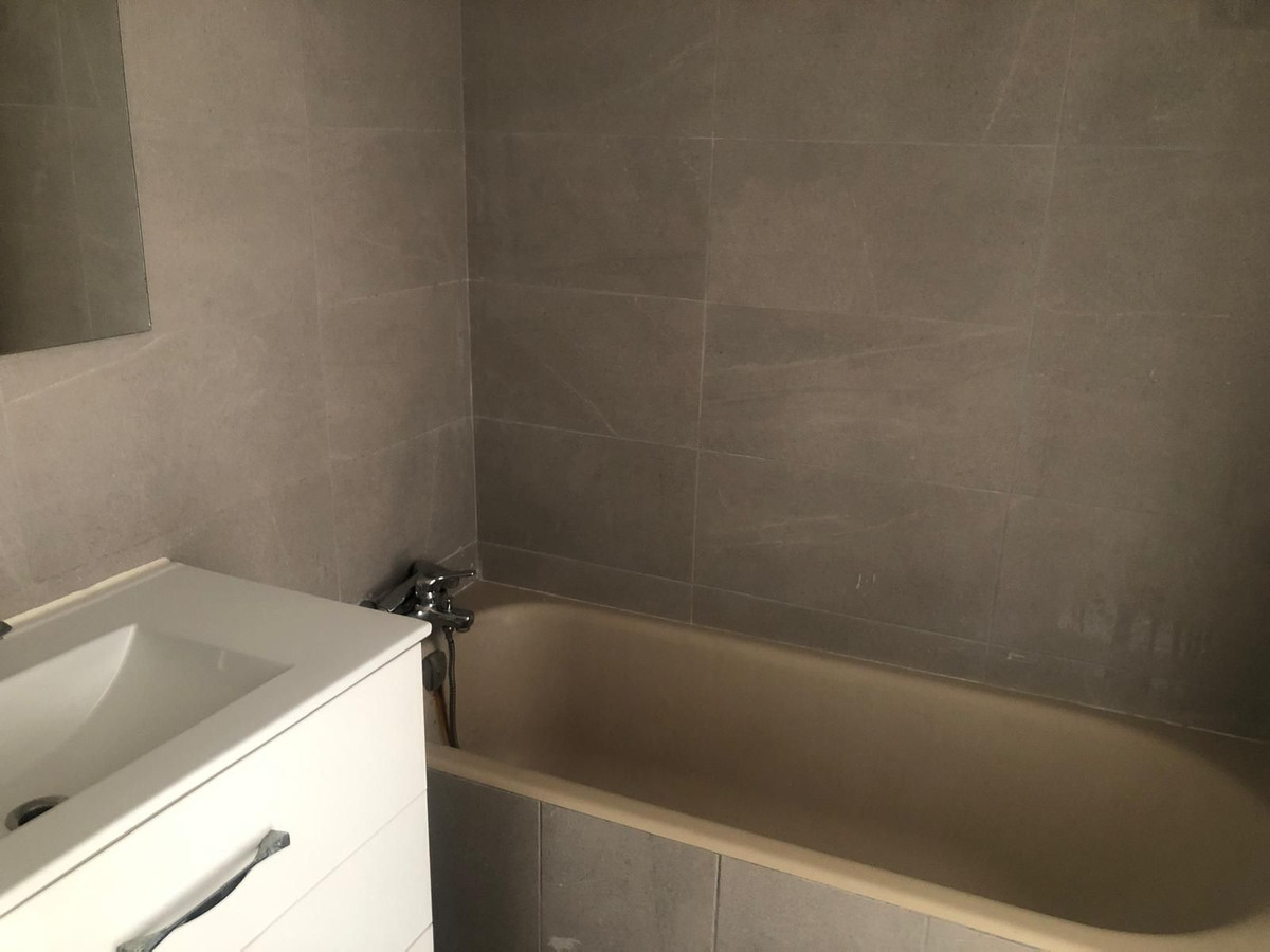 Middle Floor Apartment bilde 9
