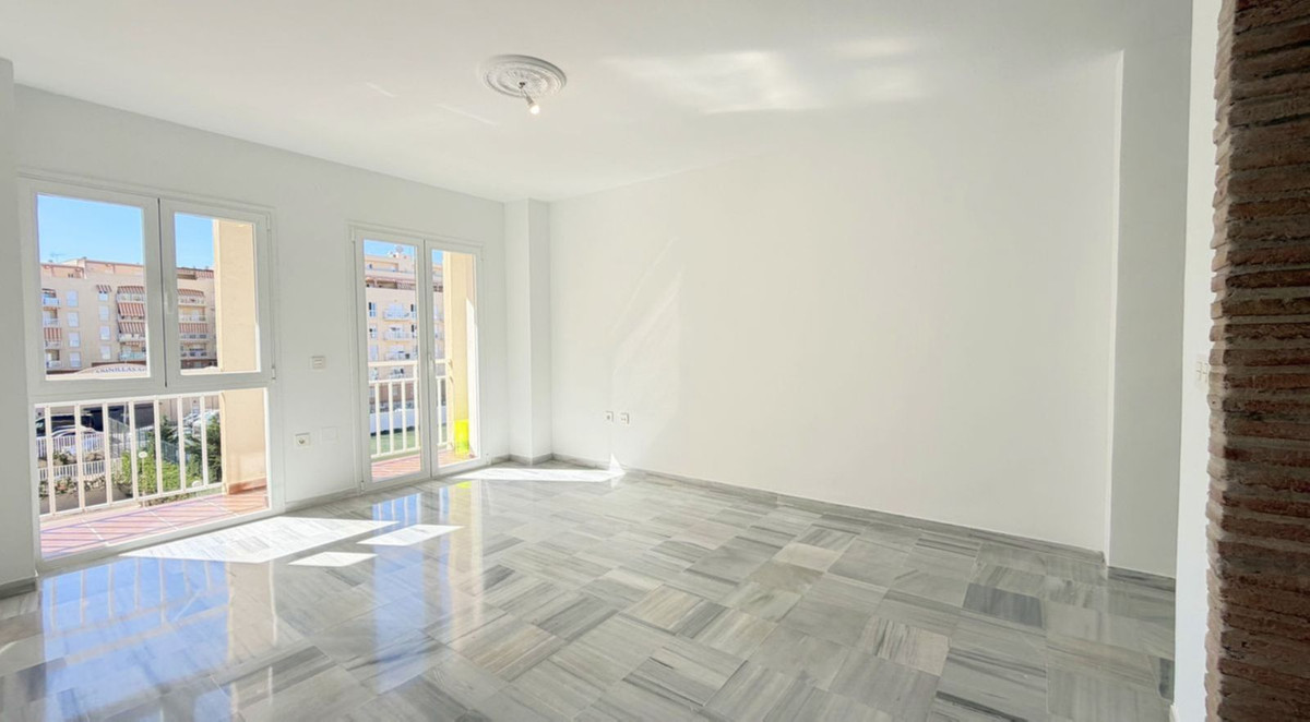 Middle Floor Apartment bilde 9