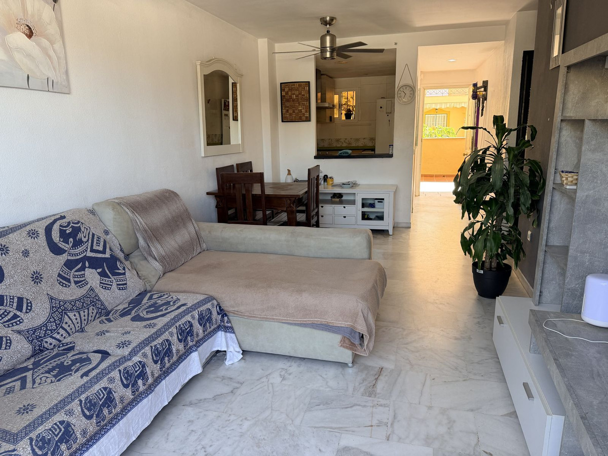 Middle Floor Apartment bilde 13