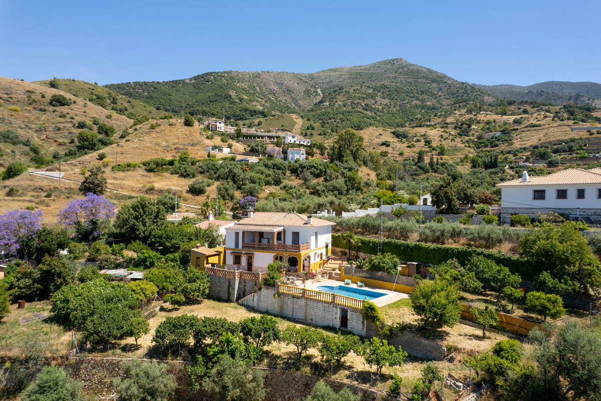 Detached Villa bilde 1