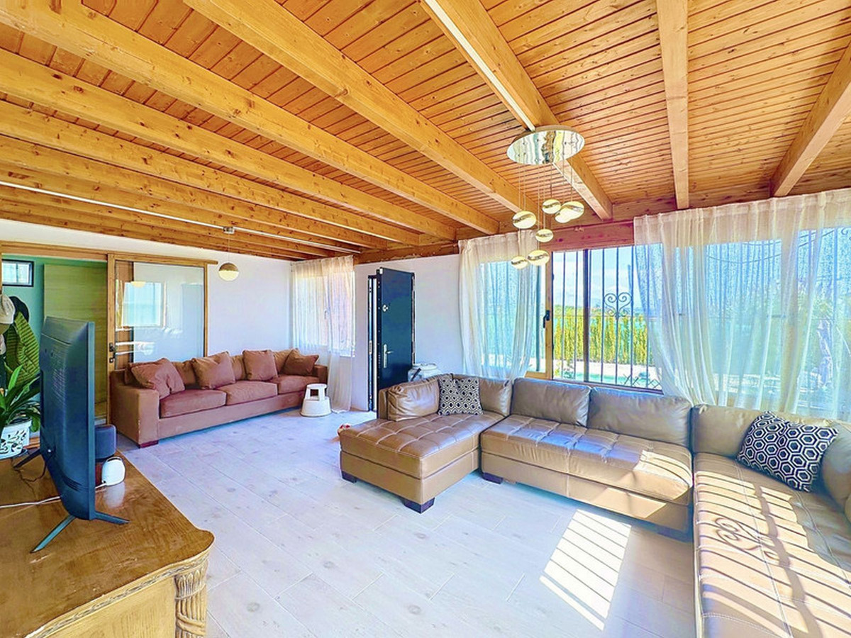 Detached Villa bilde 3