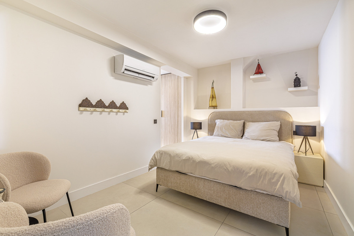 Middle Floor Apartment bilde 28