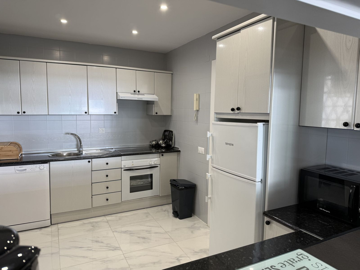 Middle Floor Apartment bilde 10
