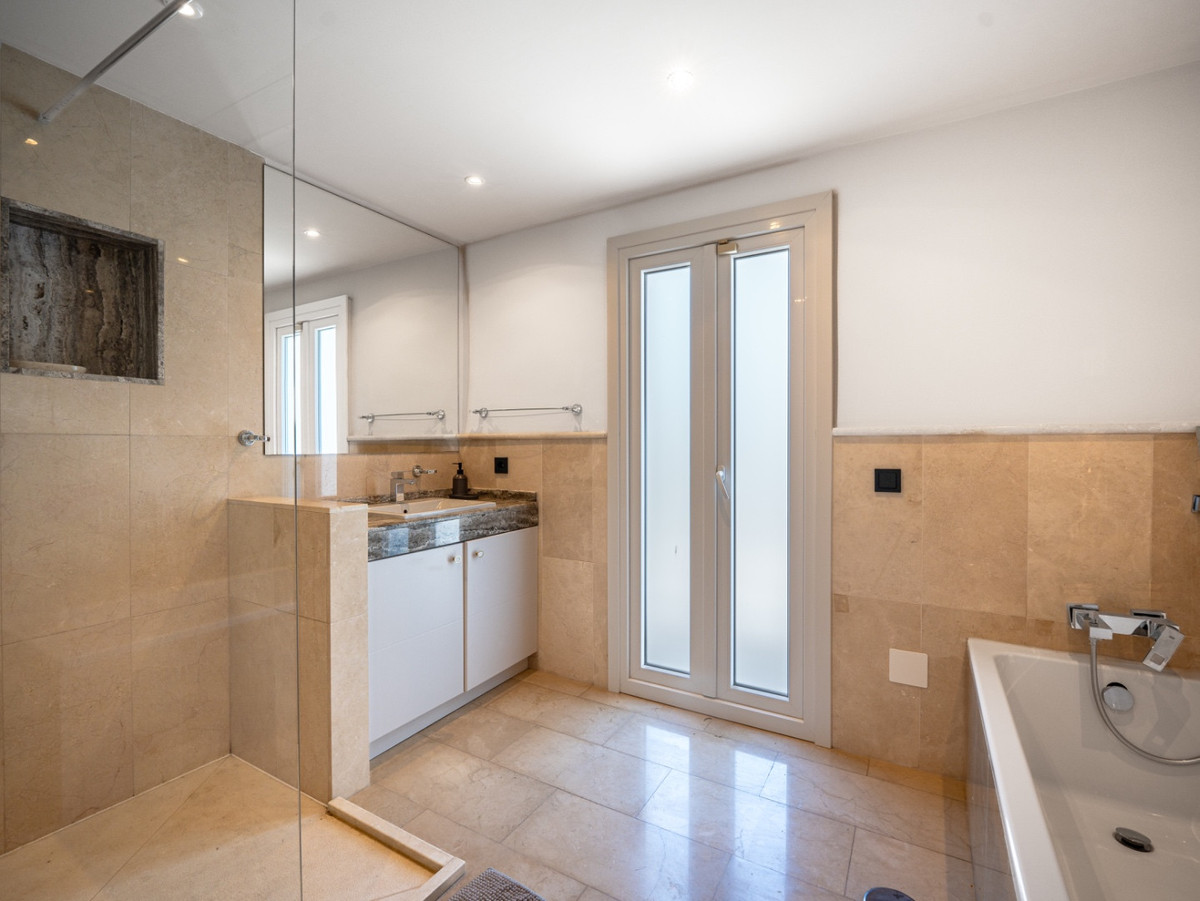 Detached Villa bilde 25