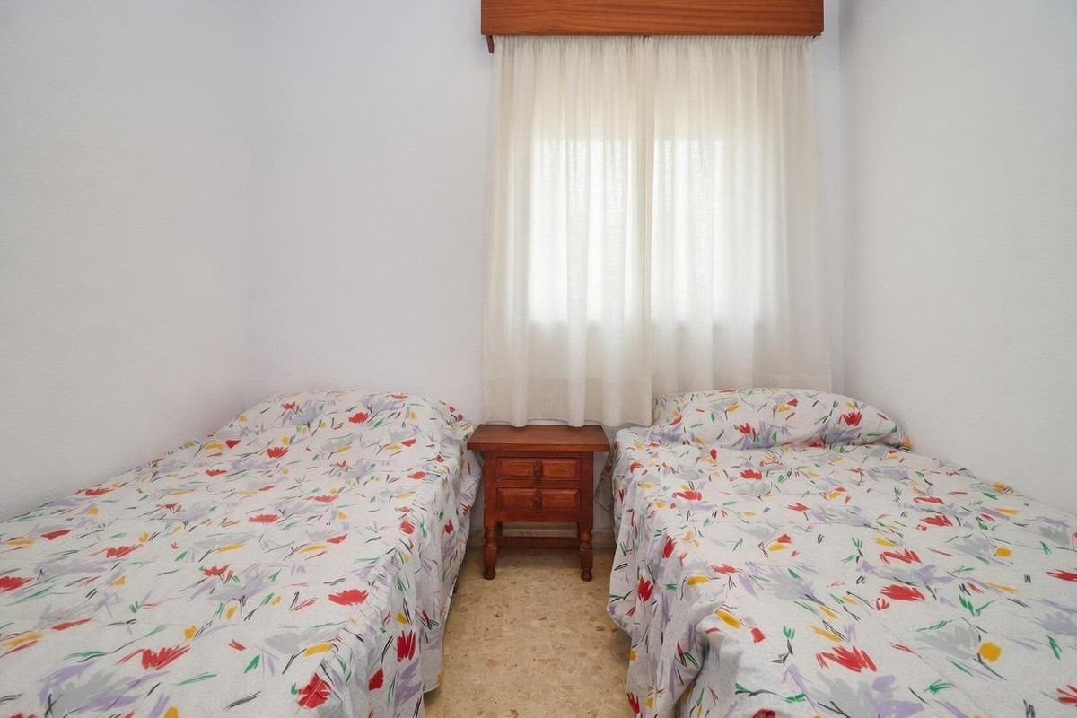 Middle Floor Apartment bilde 7