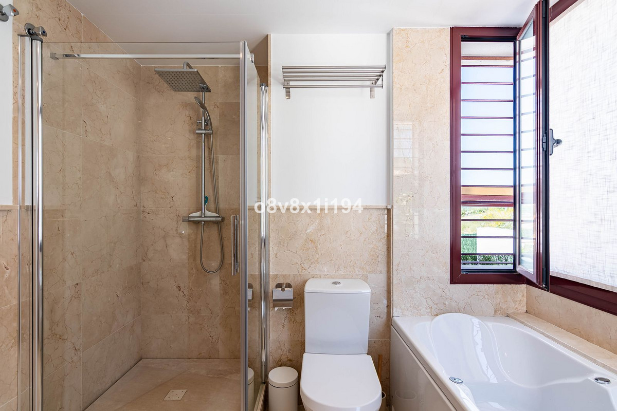 Semi-Detached House bilde 25