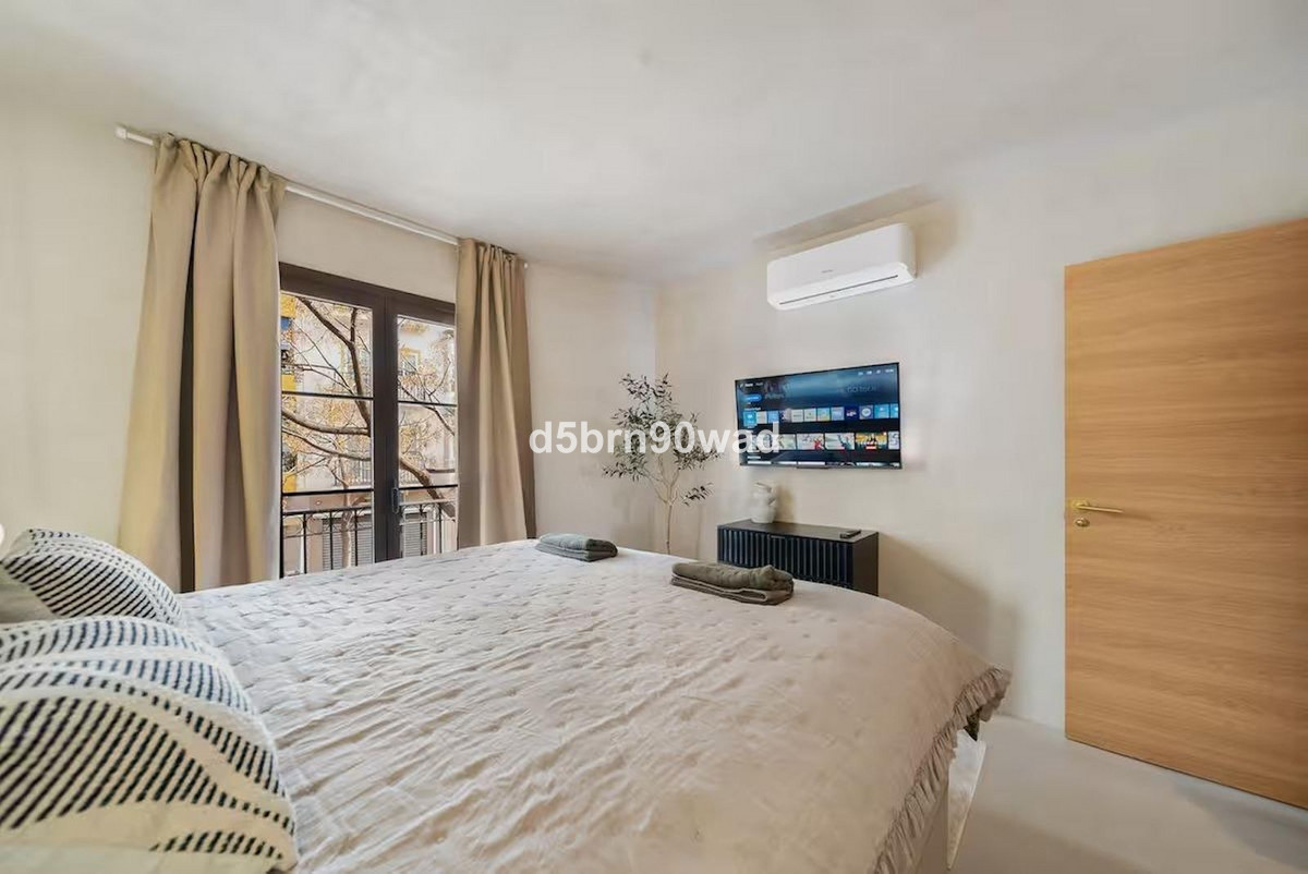 Middle Floor Apartment bilde 10