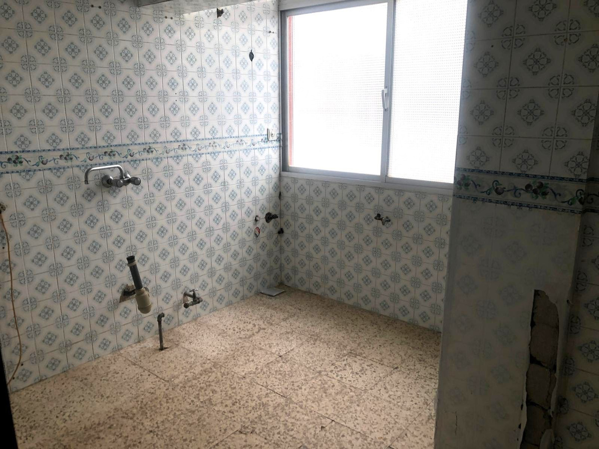 Middle Floor Apartment bilde 17