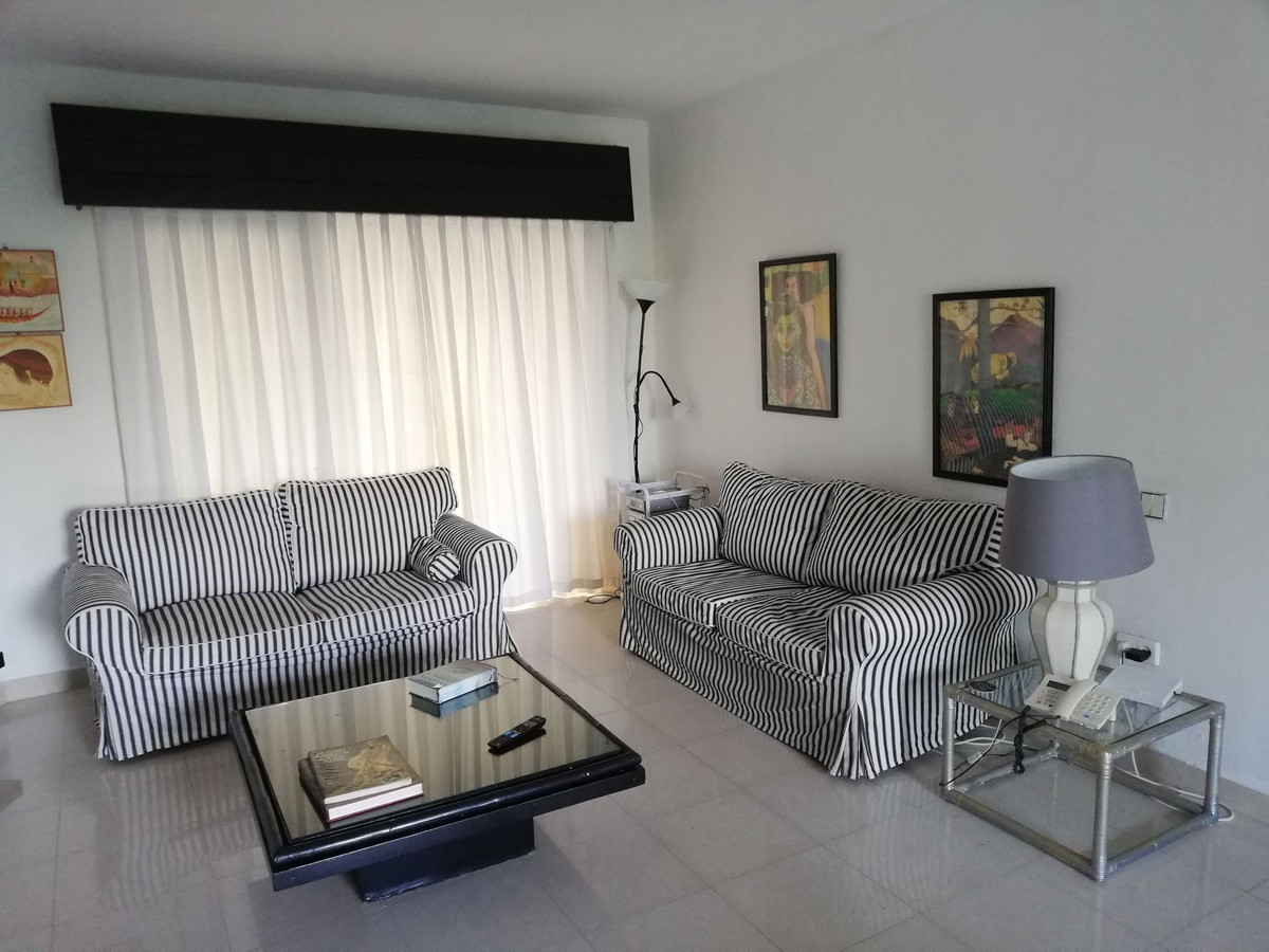 Middle Floor Apartment bilde 10