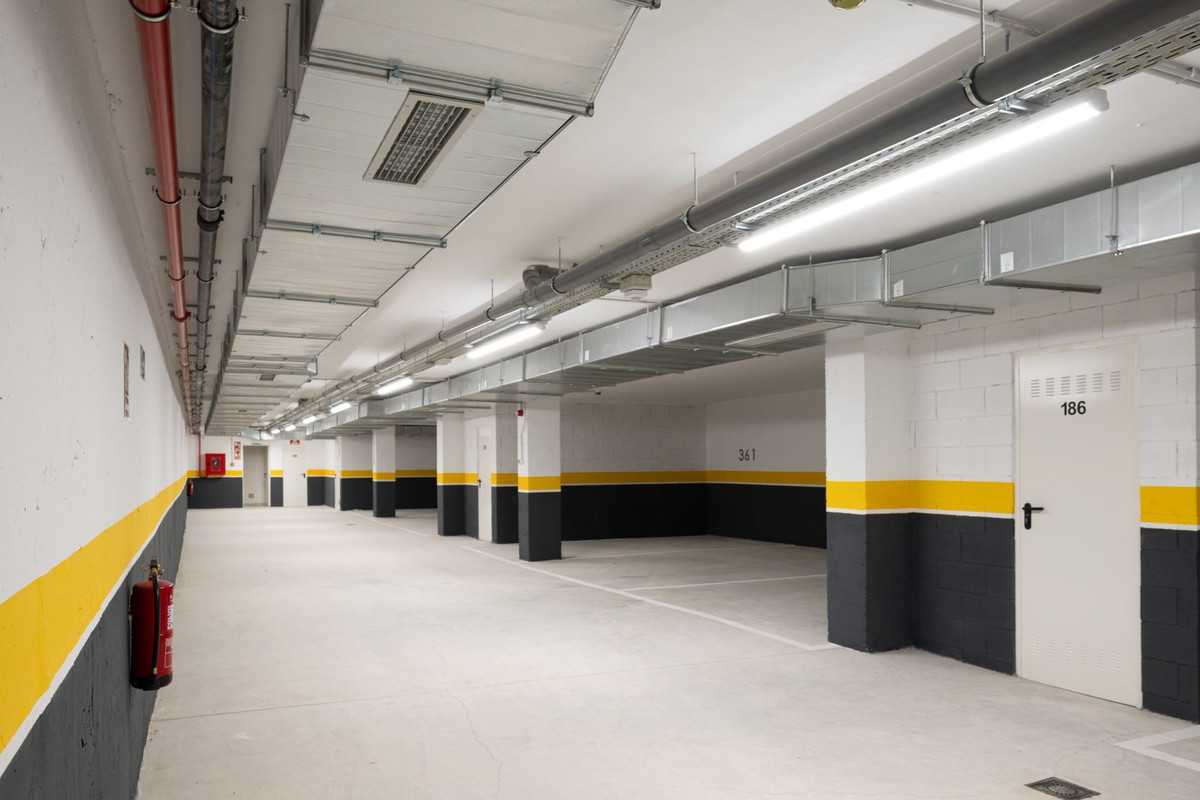 Middle Floor Apartment bilde 30