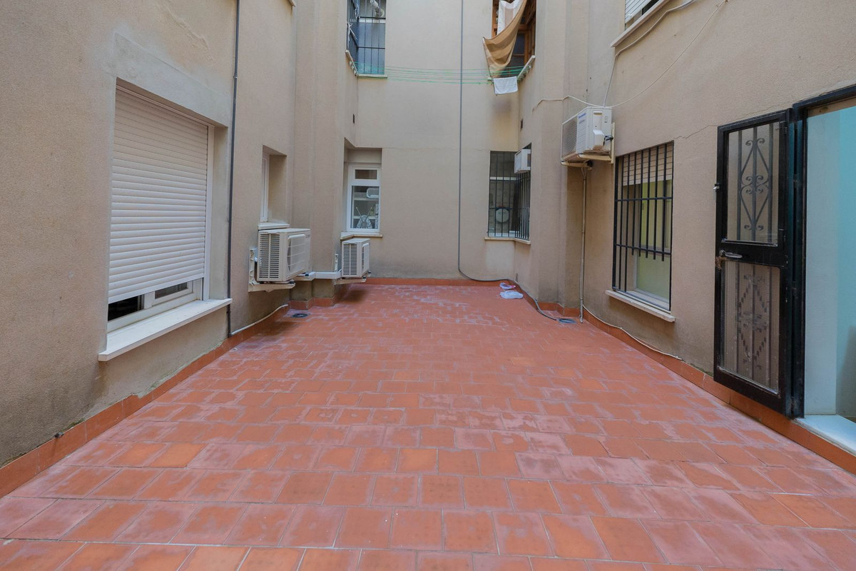 Middle Floor Apartment bilde 15