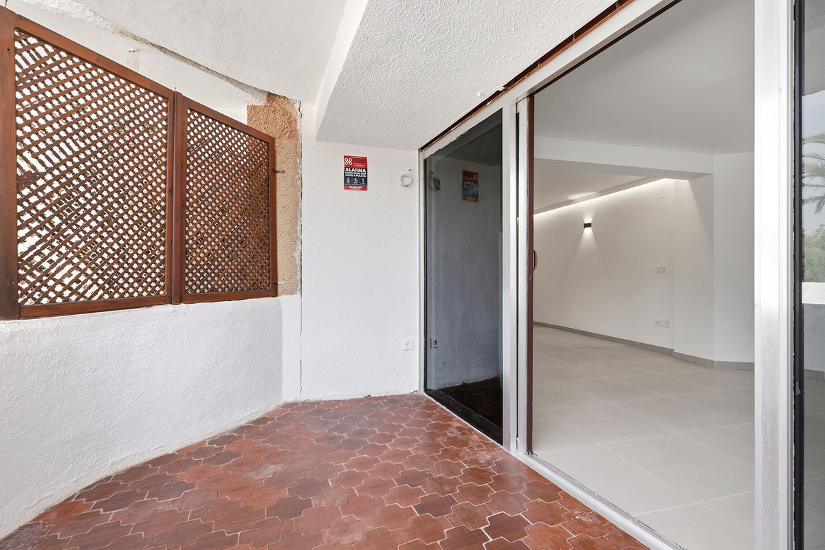 Middle Floor Apartment bilde 12